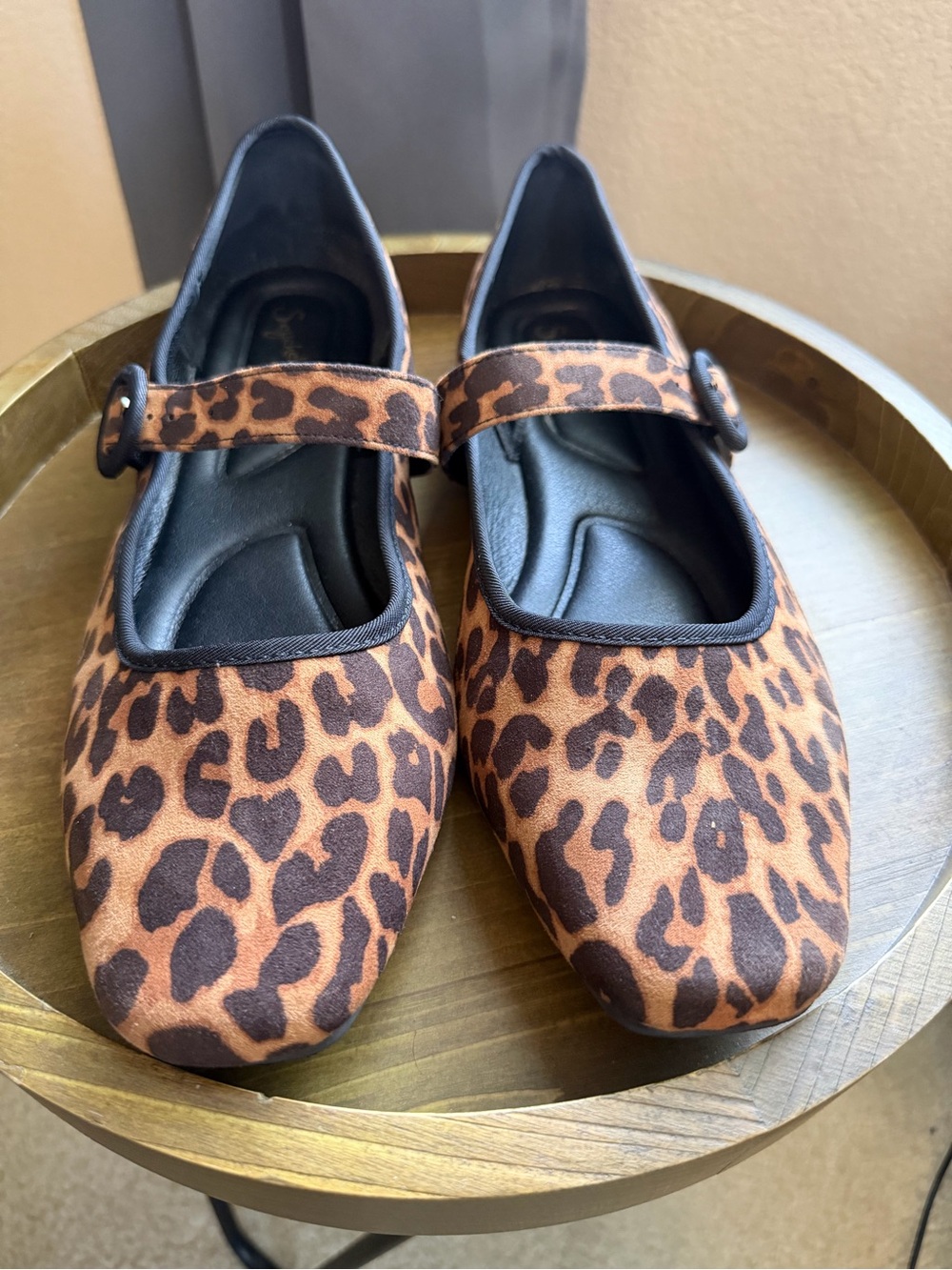 Seychelles Magnolia Leopard Suede Mary Jane Flats - Size 10